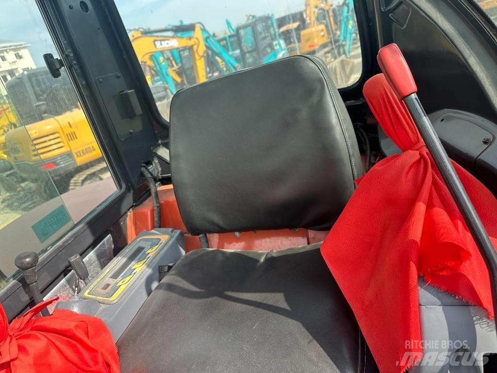 Kubota U 35 Гусеничні екскаватори