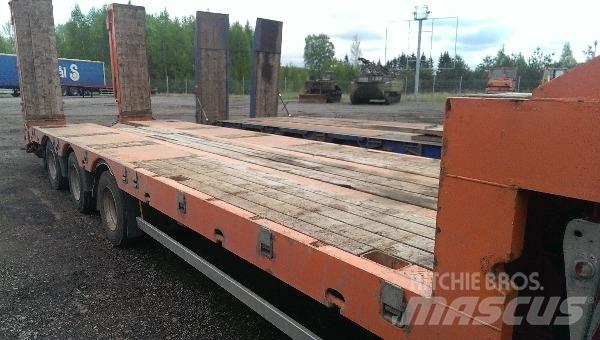 Möslein STR 3 Низькорамні напівпричепи