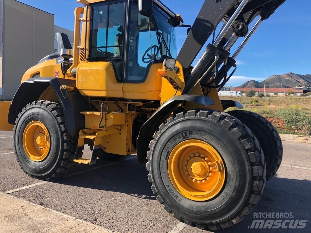 Volvo L90H Фронтальні навантажувачі