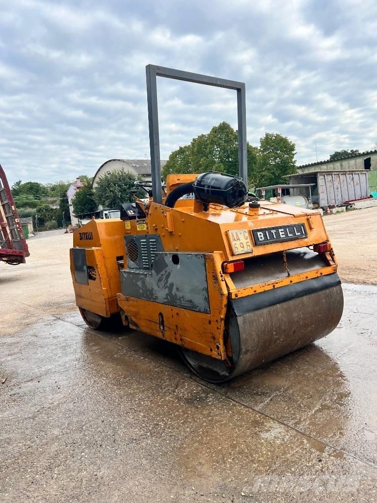 Bitelli DTV 325 Котки тротуарні