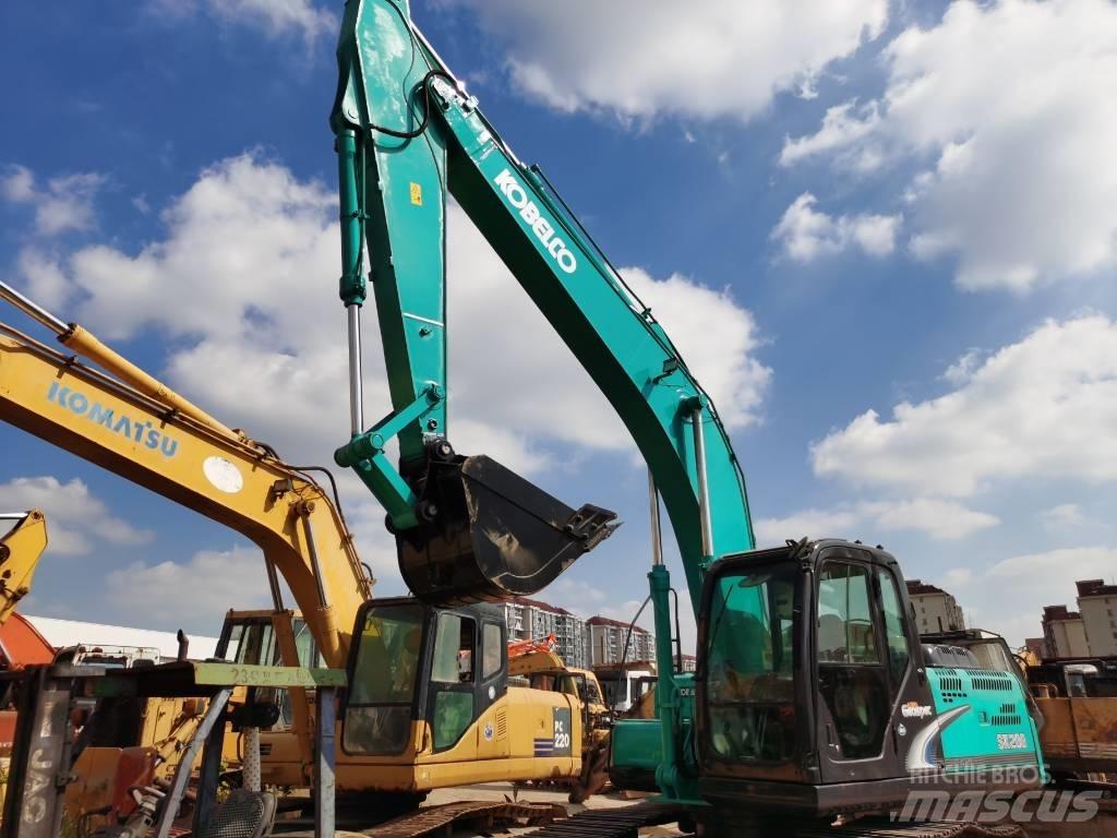 Kobelco SK 200 Гусеничні екскаватори