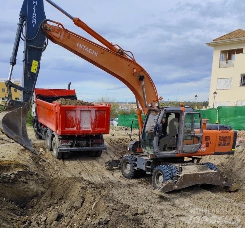 Hitachi ZX 210 W Колісні екскаватори