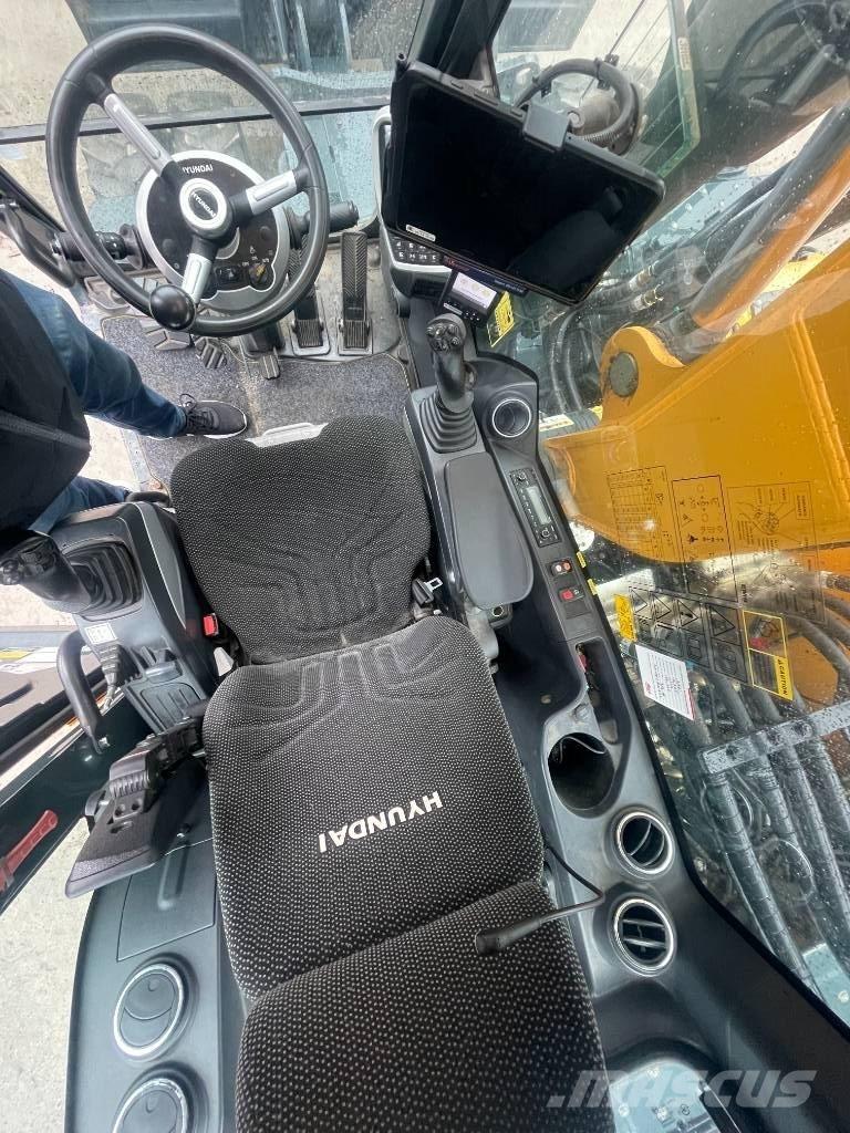 Hyundai HW160 Колісні екскаватори