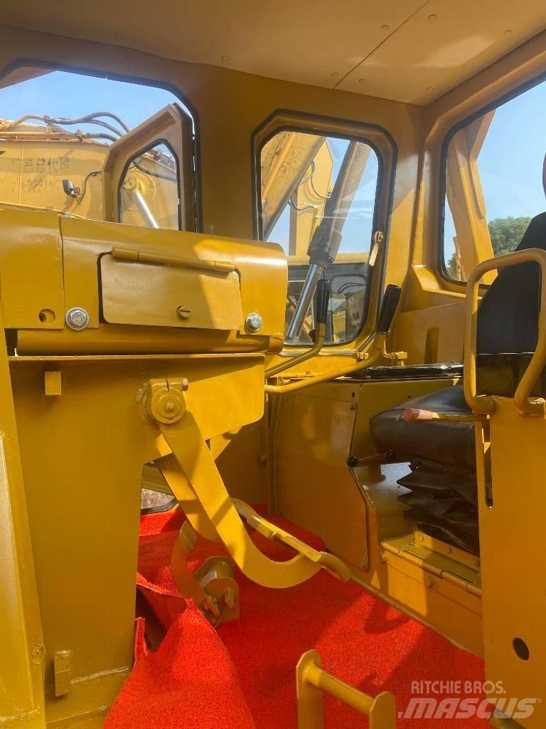 CAT D 8 K Гусеничні бульдозери