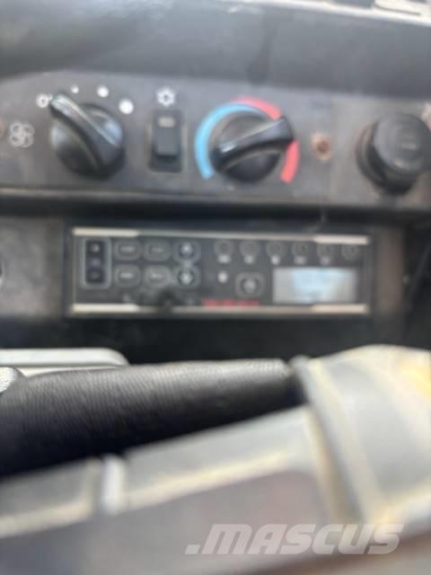 Takeuchi TB 257 FR Міні-екскаватори < 7т