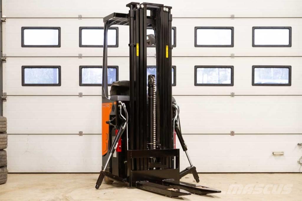 Rocla SST 16 AC Самохідні електроштабелери