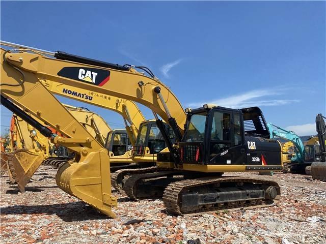 CAT 326D2 Гусеничні екскаватори