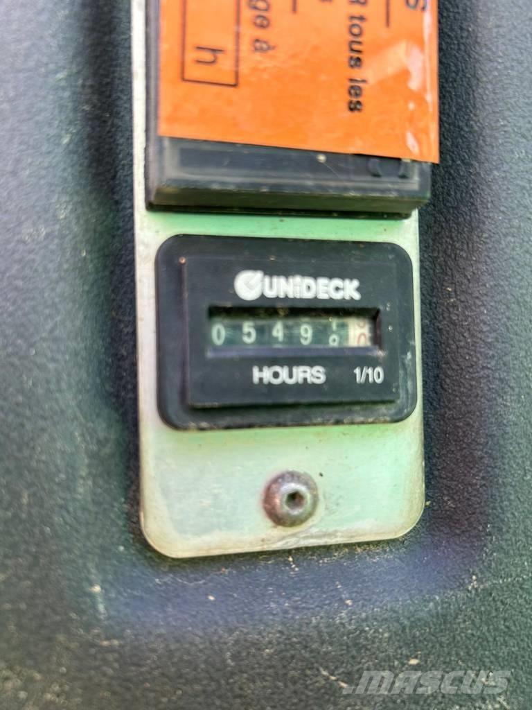 Ausa D 600 APG Міні самоскиди