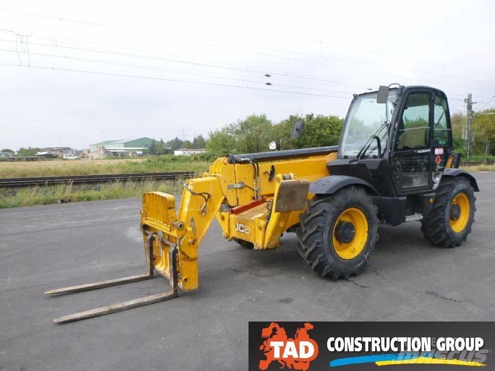 JCB 535-140 Hiviz Телескопічні навантажувачі
