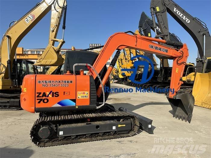 Hitachi ZX70 Гусеничні екскаватори