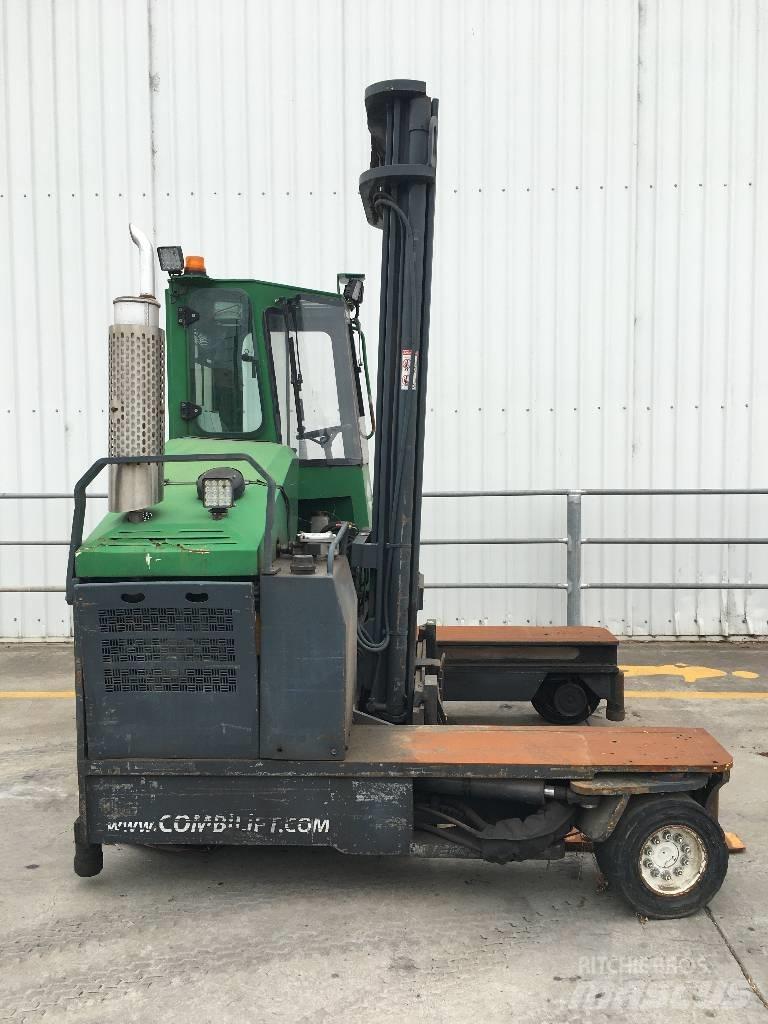 Combilift C 4000 Бокові навантажувачі