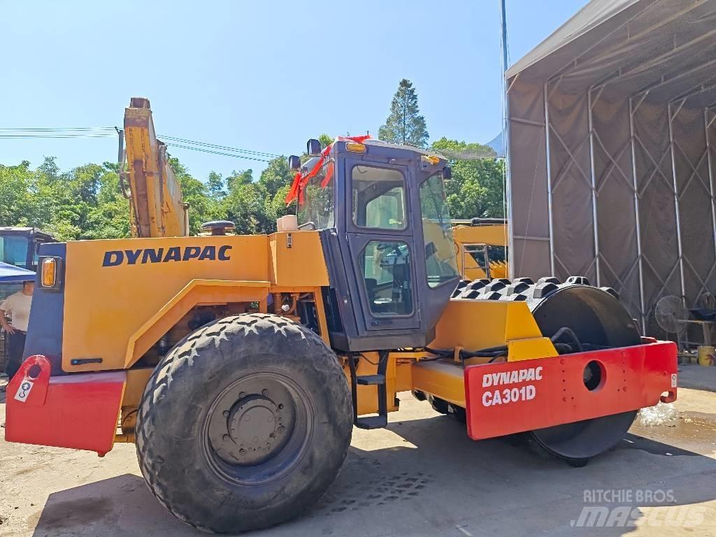 Dynapac CA 301 D Грунтові котки