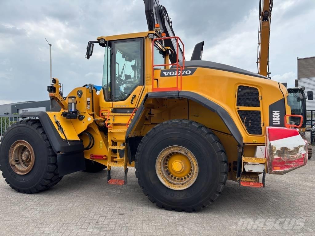 Volvo L 180 H Фронтальні навантажувачі