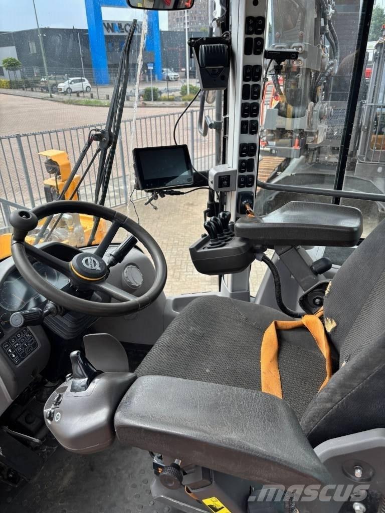 Volvo L 180 H Фронтальні навантажувачі