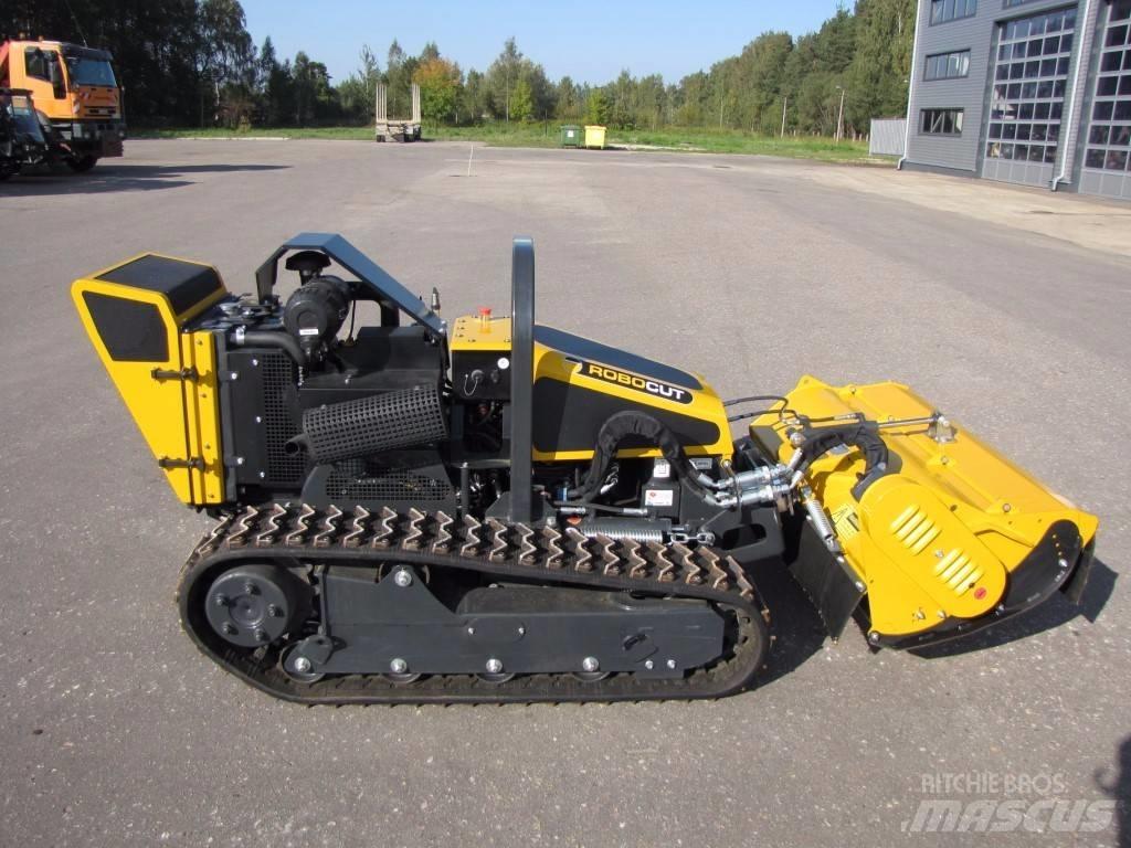 McConnel RoboCut Підсобні машини
