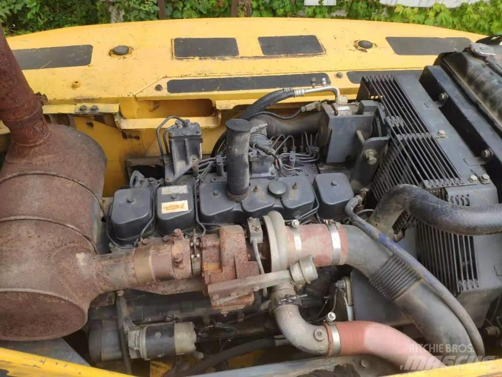 Komatsu PC 270 Гусеничні екскаватори
