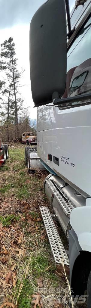 Volvo N389200 Тягачі