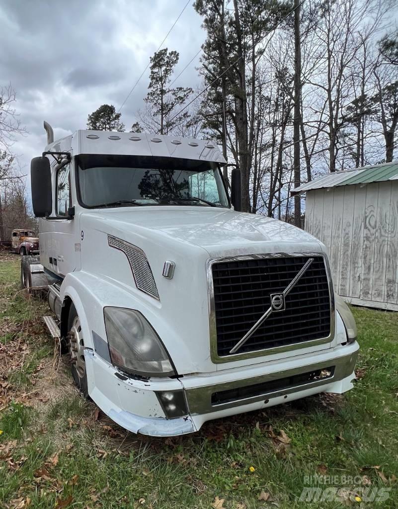 Volvo N389200 Тягачі