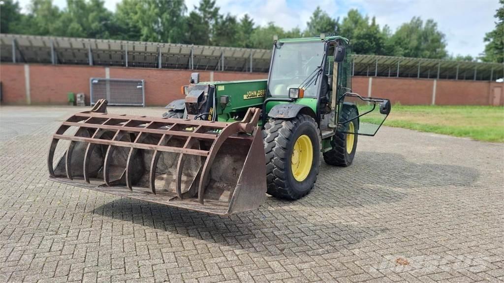 John Deere 3400 Телескопічні навантажувачі