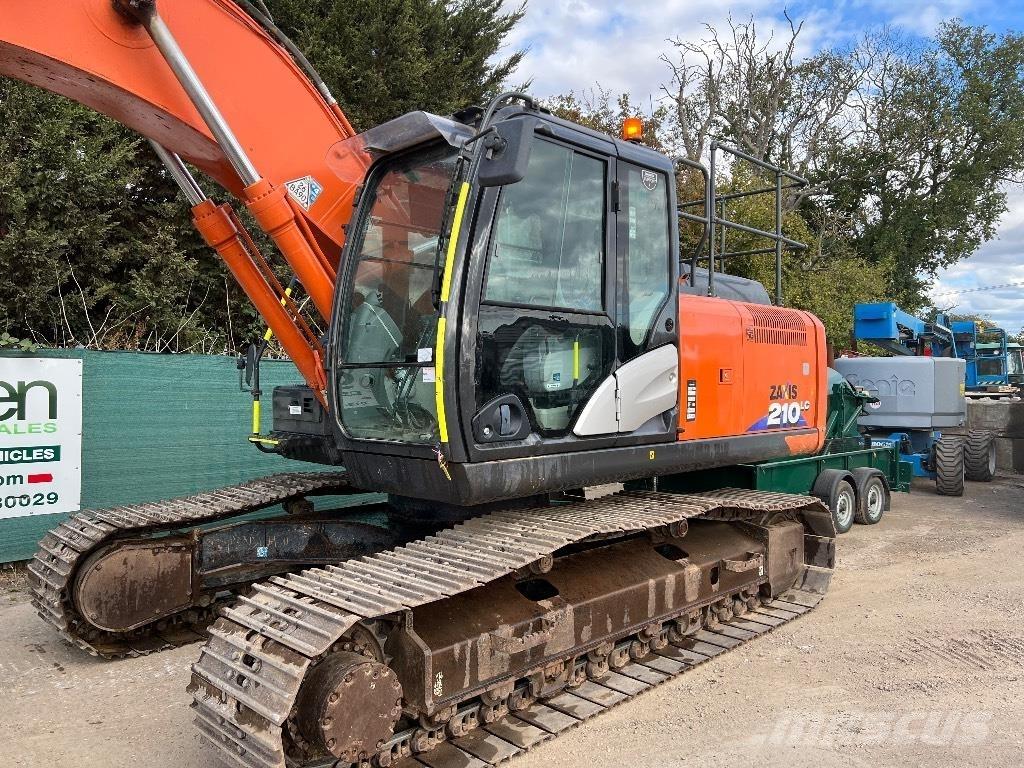 Hitachi zx210-6 Гусеничні екскаватори