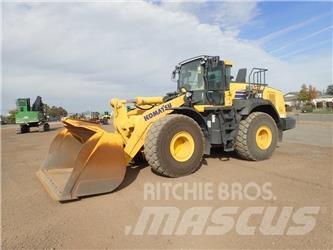 Komatsu WA475-10 Фронтальні навантажувачі