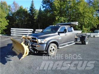 Dodge Ram 4500 HD Снігоочищувальні ножі та плуги