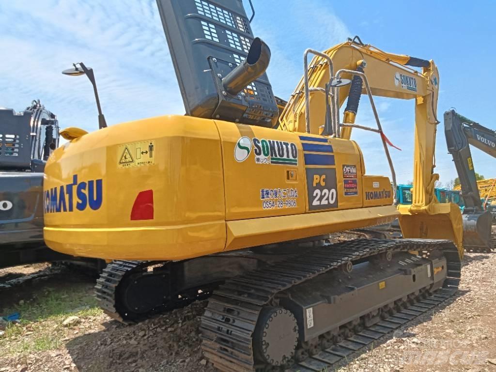 Komatsu PC 220-8 Гусеничні екскаватори