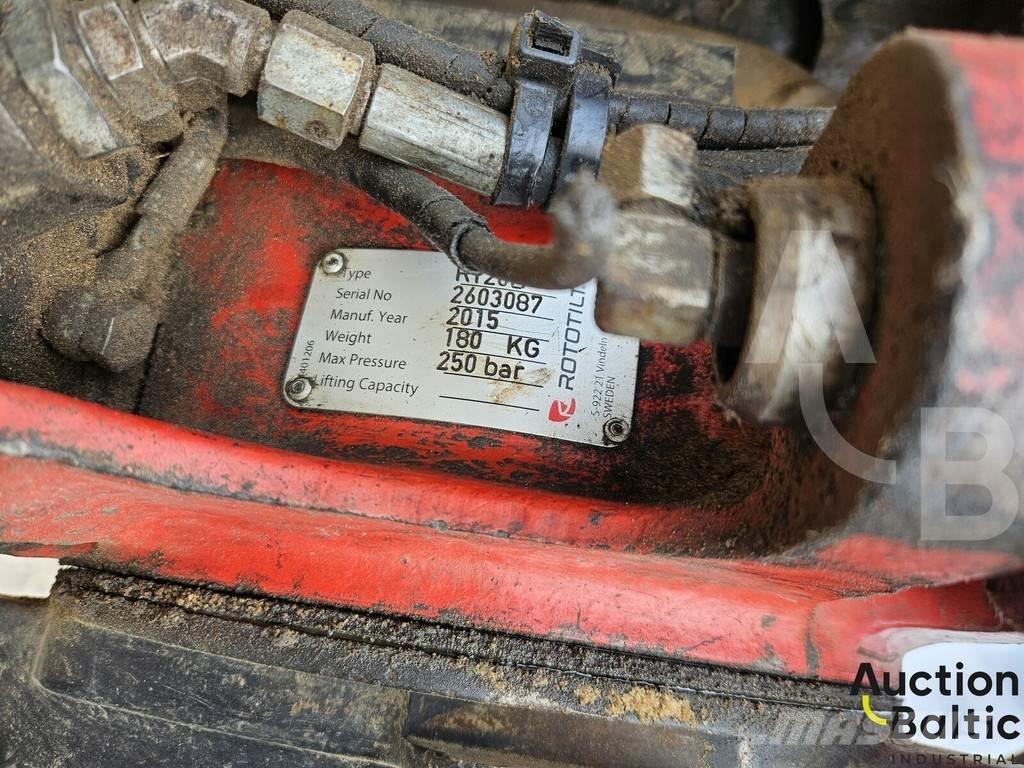 CAT 305.5E2CR Міні-екскаватори < 7т