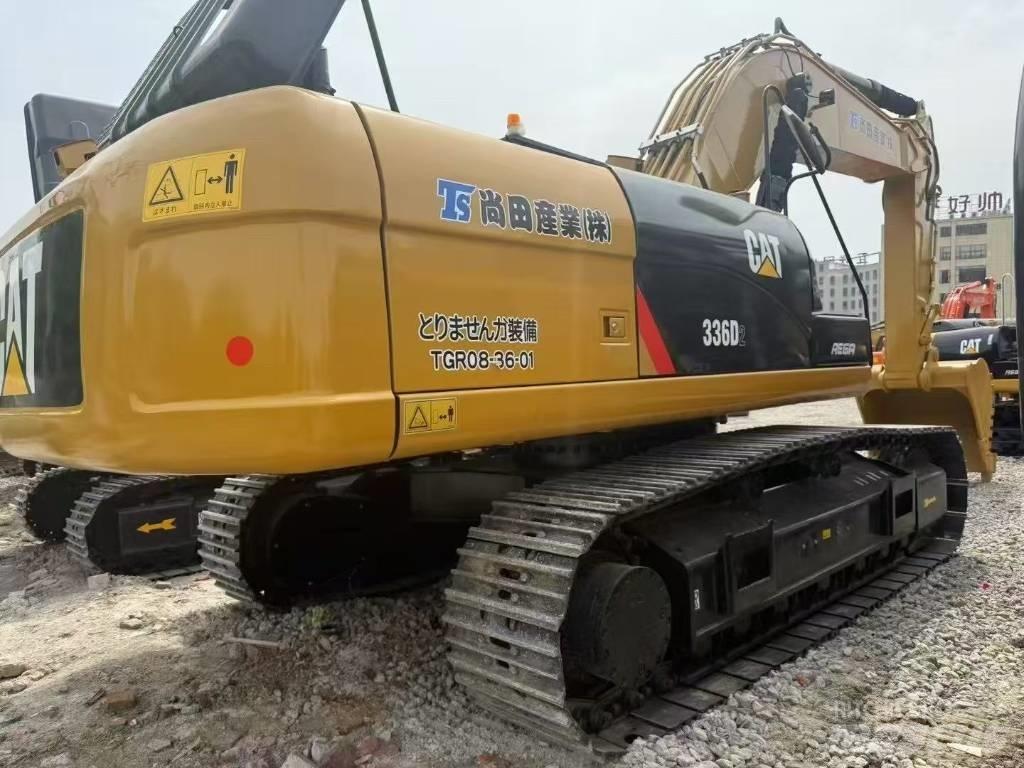 CAT 336D Гусеничні екскаватори