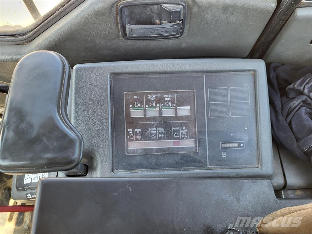 Komatsu WA500-3 Будтехніка - Інші