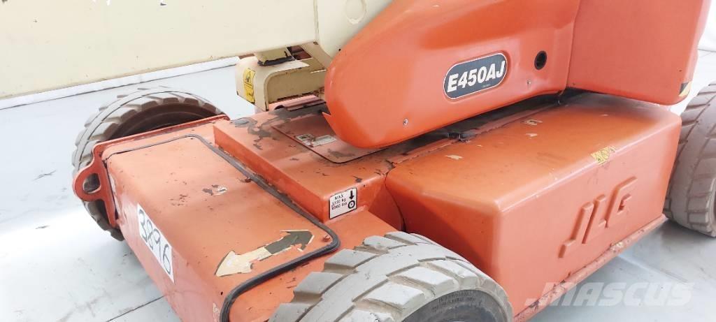 JLG E 450 AJ Колінчаті підйомники