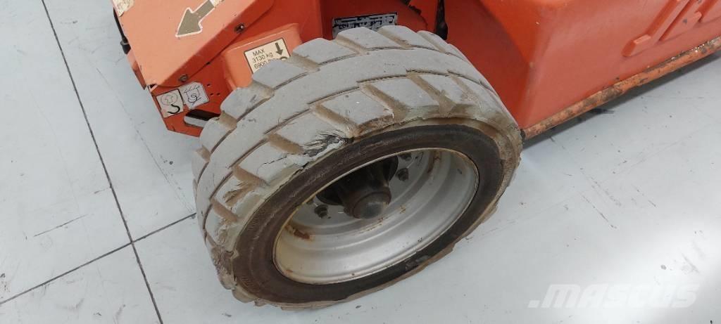 JLG E 450 AJ Колінчаті підйомники