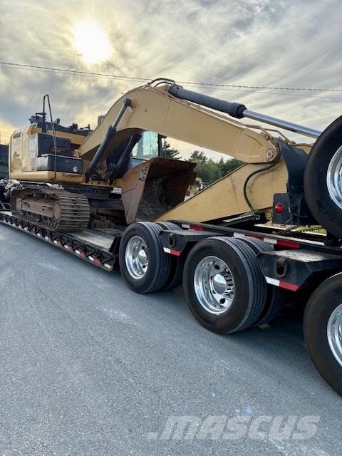 CAT 320E Гусеничні екскаватори