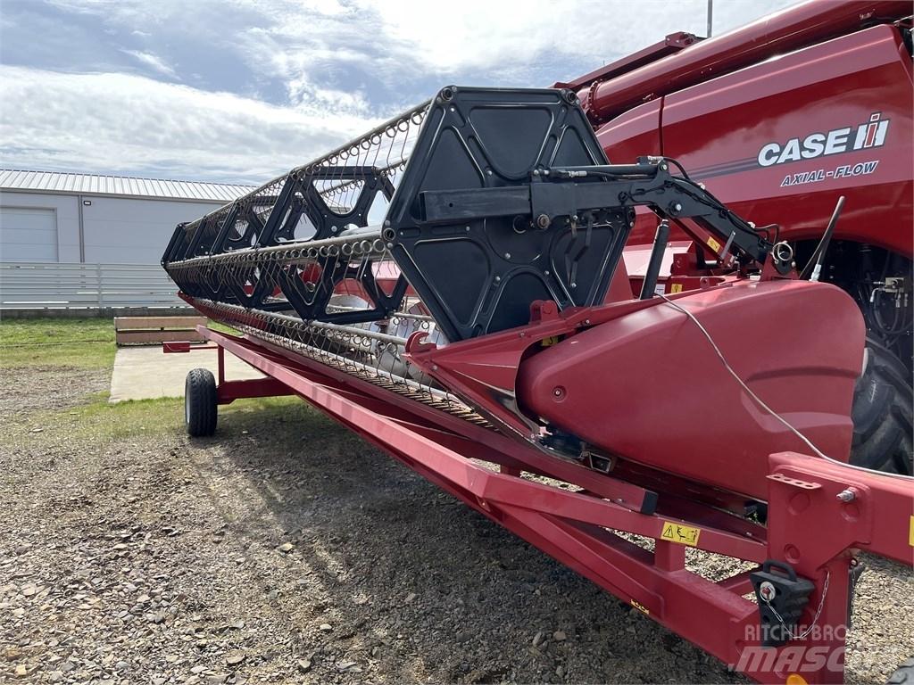Case IH AF 7240 Зернозбиральні комбайни