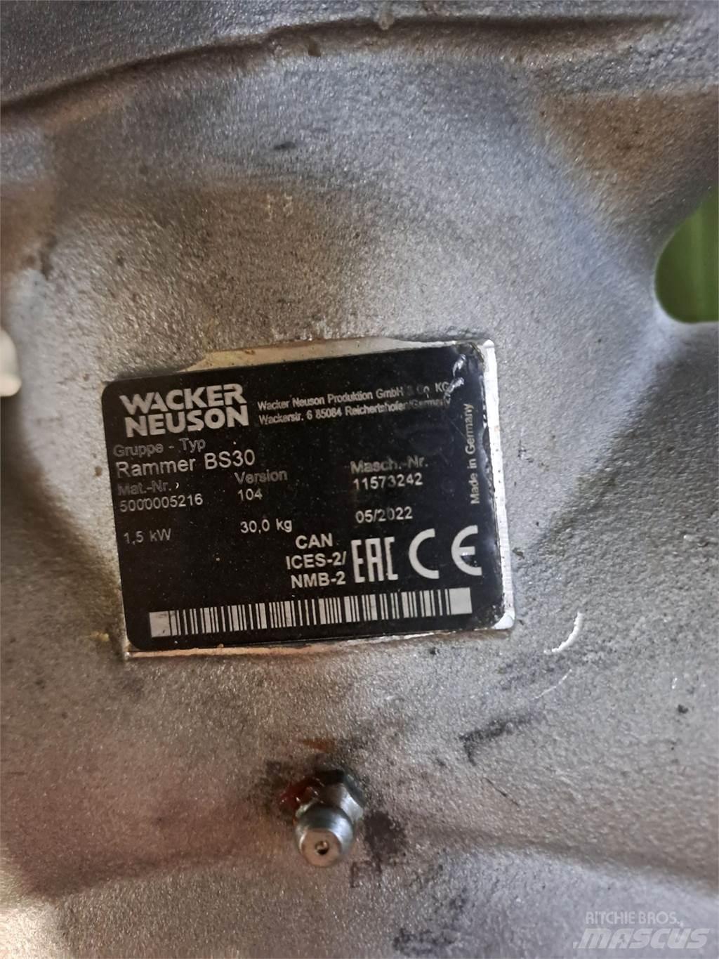 Wacker Neuson BS30 Трамбувальники