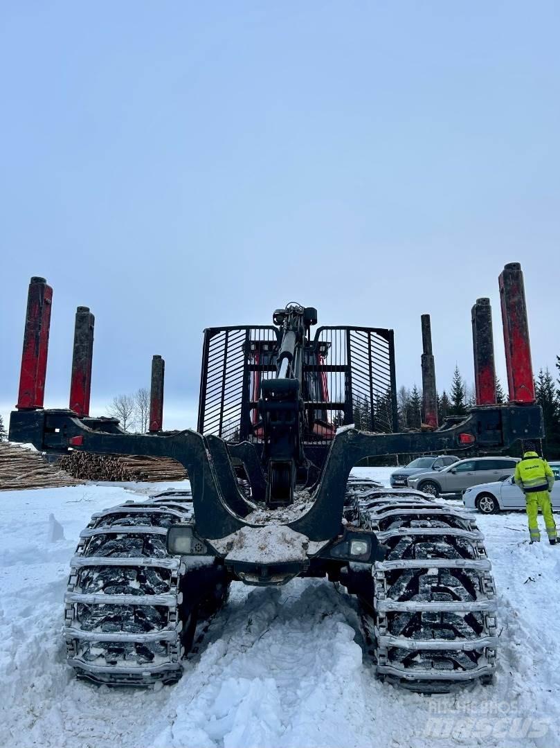 Komatsu 855 Форвардери