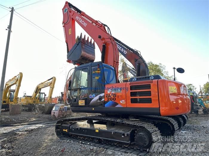 Hitachi ZX 200 Гусеничні екскаватори