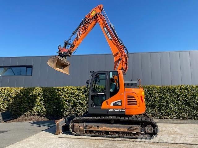Doosan DX 140 LCR-5 Гусеничні екскаватори