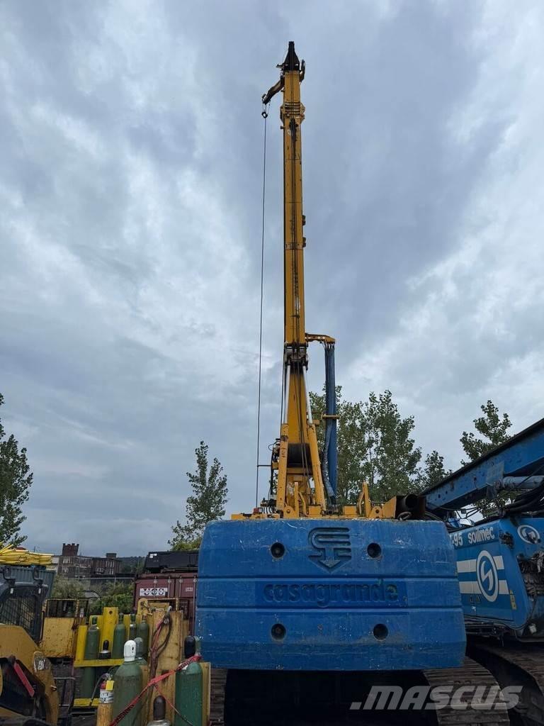 Casagrande B300 Стаціонарні бурові установки