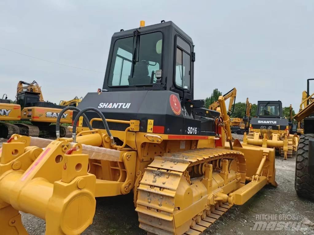 Shantui D16 Гусеничні бульдозери