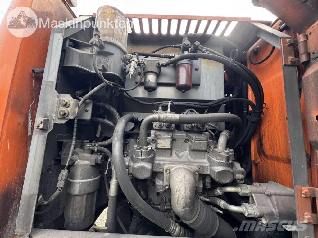 Hitachi ZX 140 W-3 Колісні екскаватори