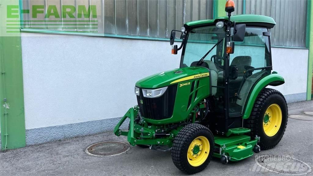 John Deere 3046R Трактори