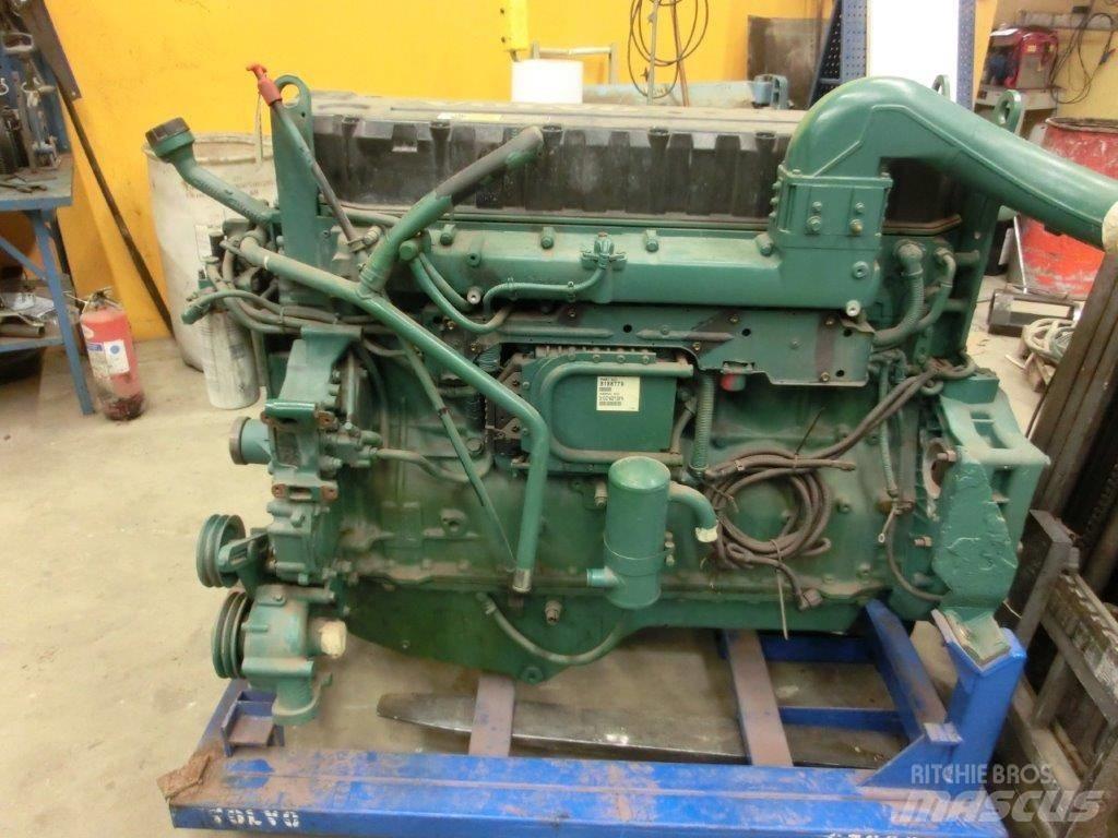 Volvo D12CACE2 Двигуни