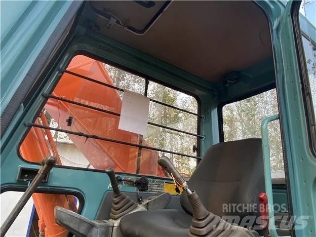 Hitachi EX200-2 Гусеничні екскаватори