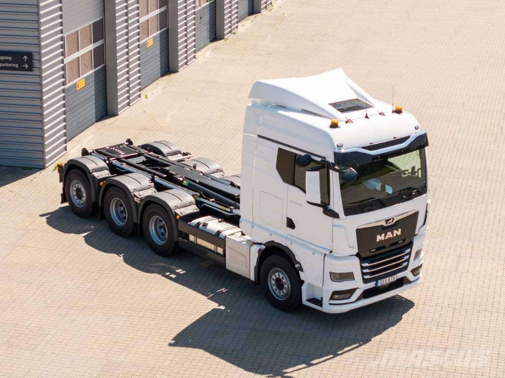 MAN TGX 35.520 Вантажівки з гаковим підйомом