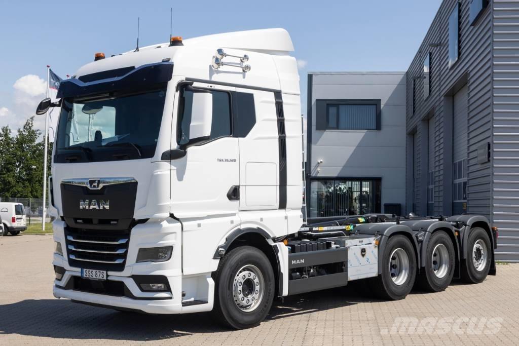 MAN TGX 35.520 Вантажівки з гаковим підйомом
