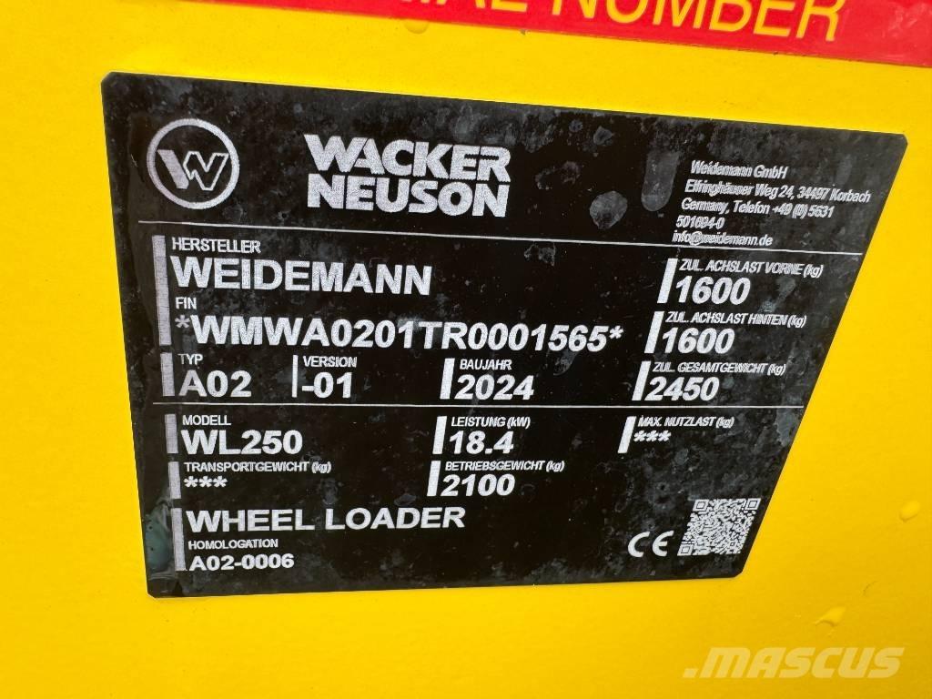 Wacker Neuson WL 250 Фронтальні навантажувачі
