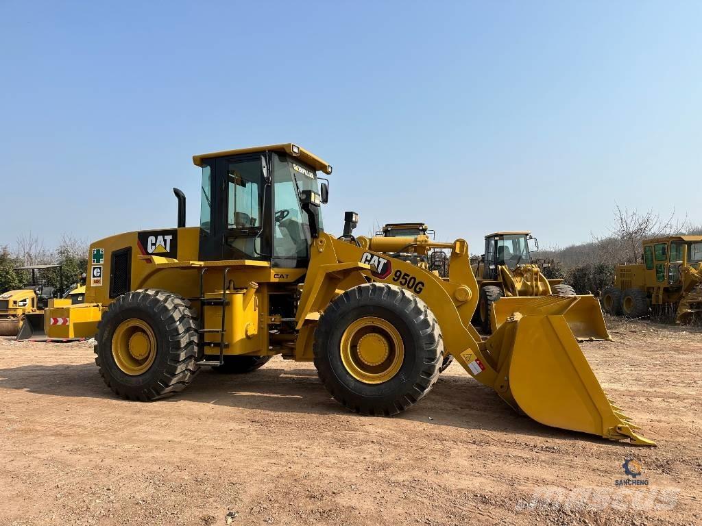 CAT 950G Фронтальні навантажувачі