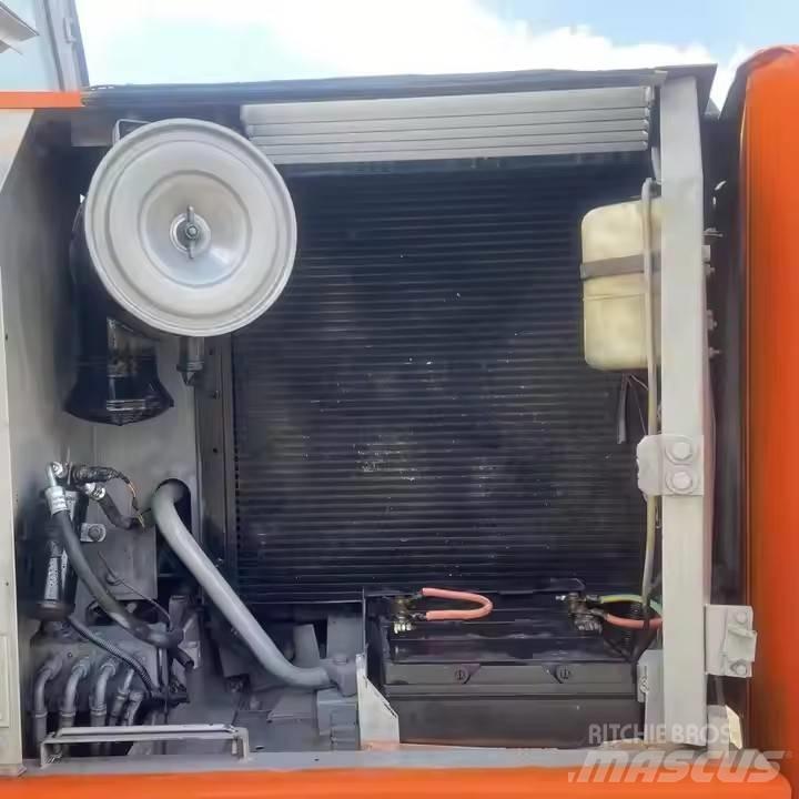 Hitachi EX120-5 Гусеничні екскаватори