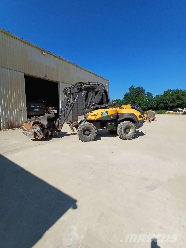 Mecalac 12 MTX Колісні екскаватори